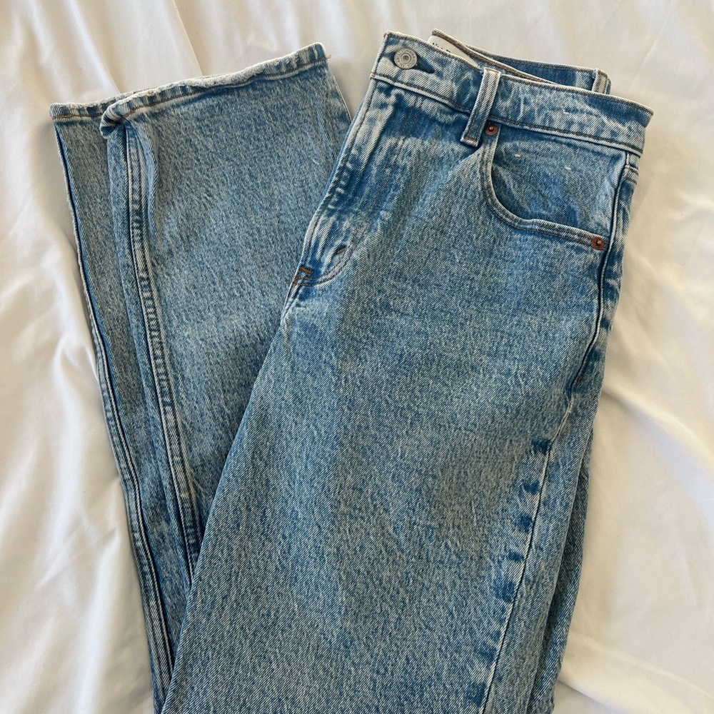 Abercrombie and Fitch 90s Straight Jeans